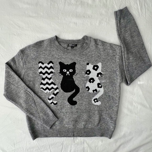 Cat Pattern Drop Shoulder Sweater - Picture 5 of 8